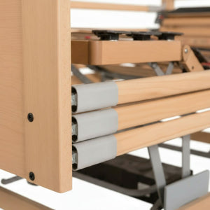 Pflegebett Medical Plus höhenverstellbar mit Motor & Seitengittern - 26 Leisten - Belastbar bis 190 kg